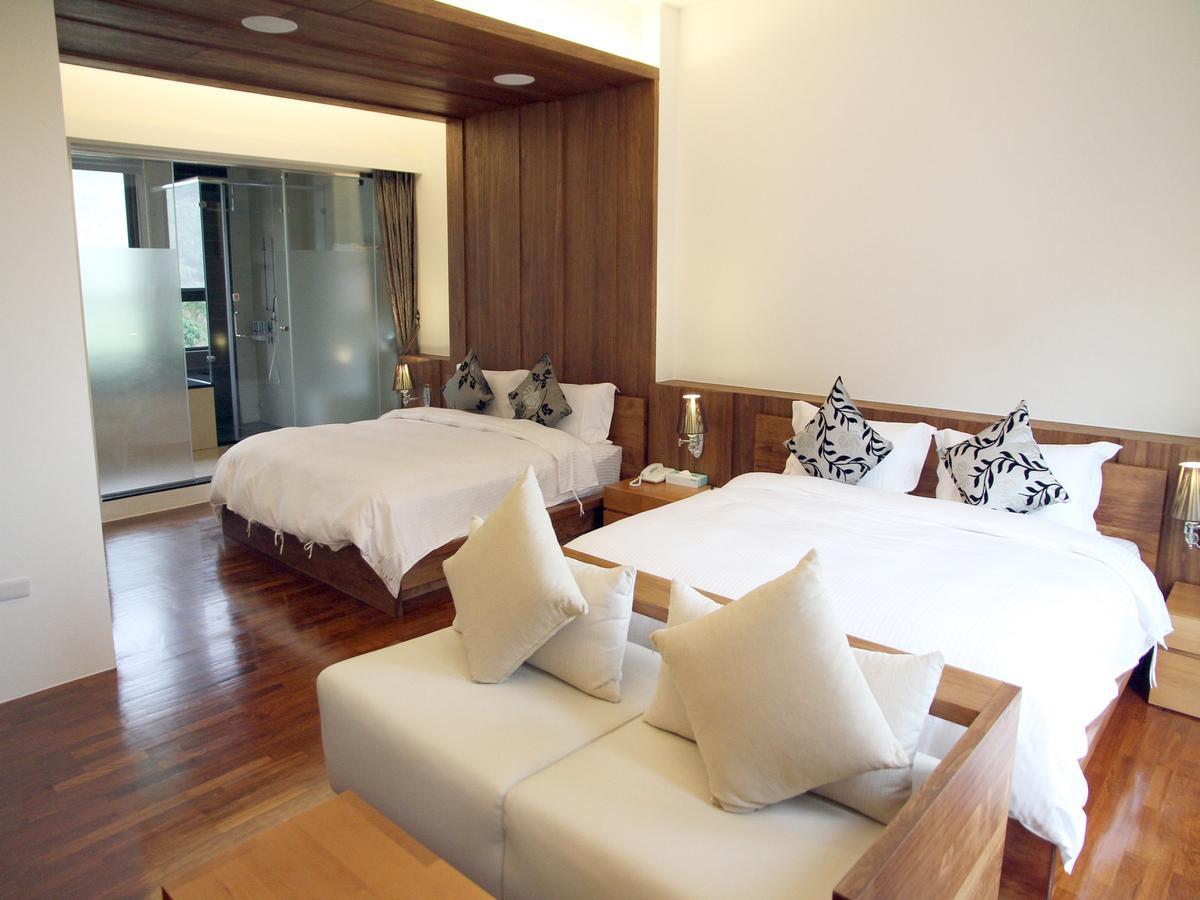 Peace Area Hot Spring Hotel Jiaoxi Buitenkant foto